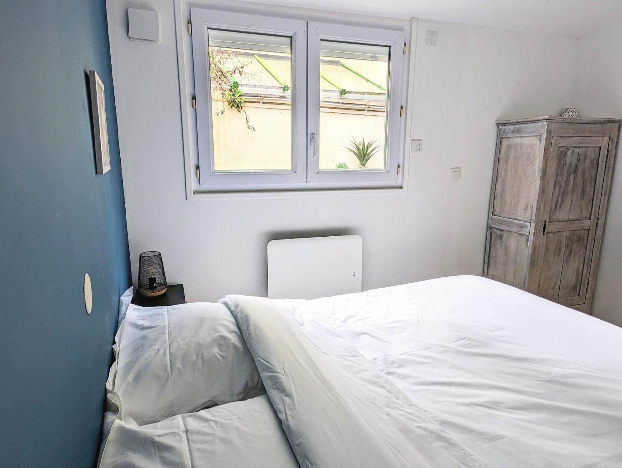 Agreable Maison Renovee En Hyper Centre Avec Patio Pornic Exterior foto